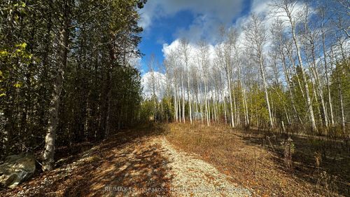 LT69-70 Isabella St, South Bruce Peninsula, ON, N0H2T0 | Card Image