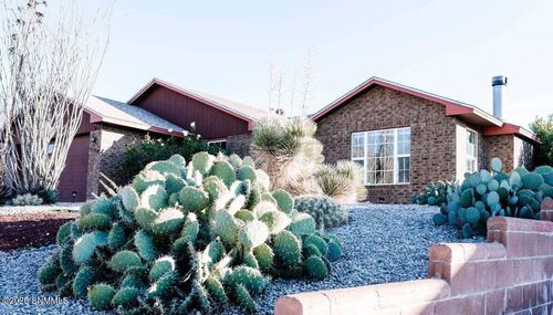 3220 Sunny Cir, Alamogordo, NM, 88310-4068 | Card Image