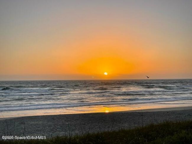 402 - 5635 Highway A1a, Condo with 3 bedrooms, 3 bathrooms and null parking in Melbourne Beach FL | Image 31