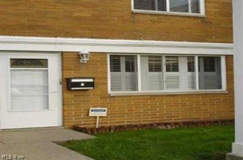 7-4510 Granada Boulevard, Warrensville Heights, OH, 44128 | Card Image