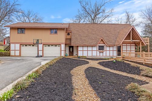 7583 Coolidge Ln, Ooltewah, TN, 37363-1114 | Card Image