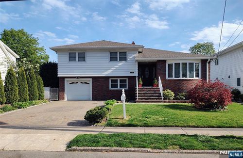 190 Martha Ave, Elmwood Park, NJ, 07407-1134 | Card Image