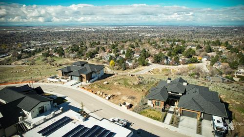 1963 S Satellite Way, Boise, ID, 83712-8605 | Card Image