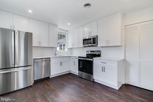 9521 Badger Ave, CLINTON, MD, 20735-4430 | Card Image