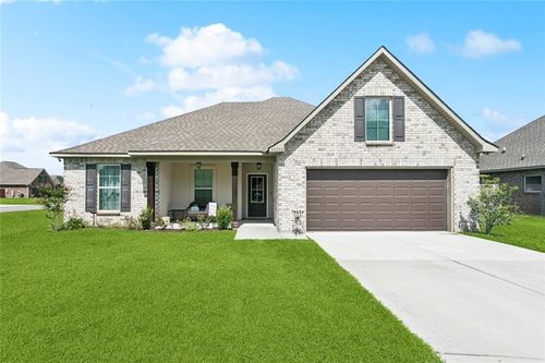 42353 Hamilton Ln, Ponchatoula, LA, 70454-4243 | Card Image