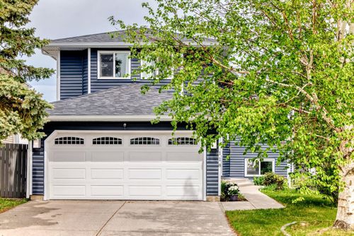 118 Sandpiper Way Nw, Calgary, AB, T3K3P5 | Card Image