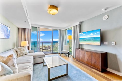 d2607-2139 Kuhio Ave, Honolulu, HI, 96815-2378 | Card Image