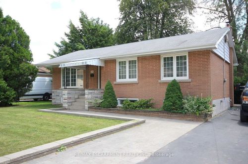 1026 Bridge Rd, Oakville, ON, L6L2B5 | Card Image