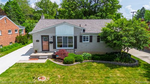 32204 Leelane, Farmington, MI, 48336-2429 | Card Image