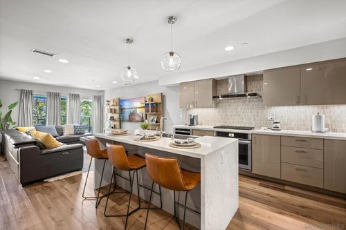 unit-2-3030 Jarvis St, San Diego, CA, 92106-2295 | Card Image