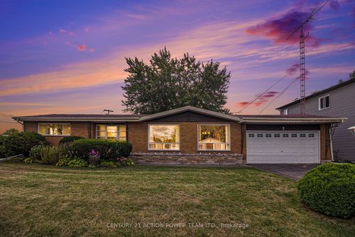 {{alt}} | Card Image