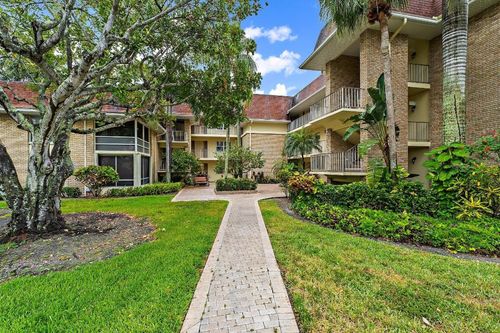 131-5570 Tamberlane Circle, Palm Beach Gardens, FL, 33418 | Card Image