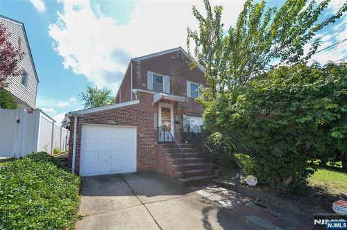 508 Saint Pauls Ave, Cliffside Park, NJ, 07010-1620 | Card Image