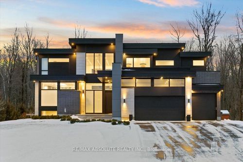 553 Shoreway Dr, Greely, ON, K4P0G3 | Card Image