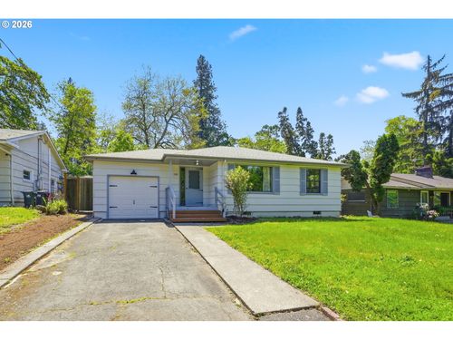 130 W 35th Pl, Eugene, OR, 97405-3305 | Card Image