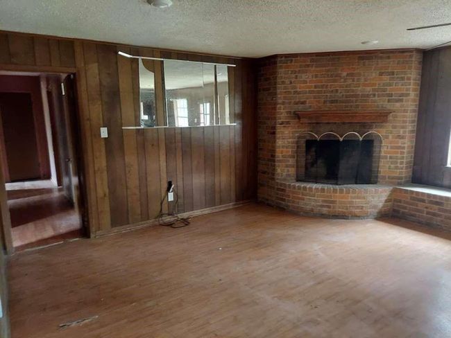 2704 Park Dr, House other with 3 bedrooms, 2 bathrooms and 2 parking in Marshall TX | Image 10