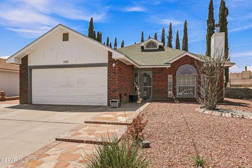 1717 Dana Michelle Dr, El Paso, TX, 79928-1727 | Card Image