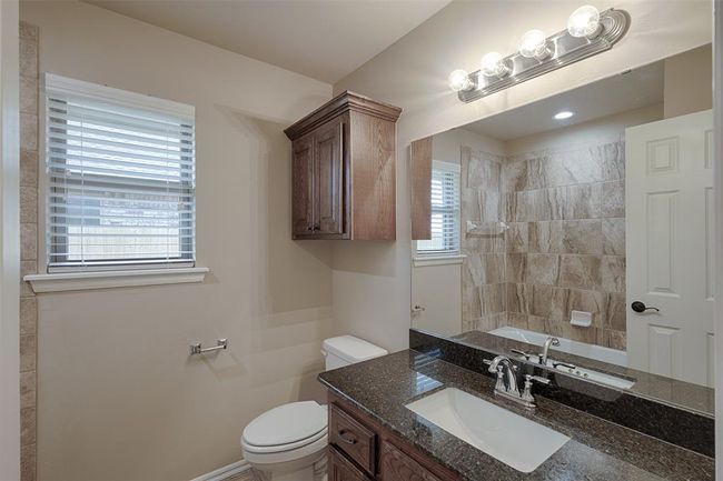 2024 W Black Powder Way, House other with 4 bedrooms, 2 bathrooms and null parking in Mustang OK | Image 22