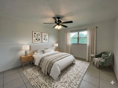 305-8000 Colony Cir S, Tamarac, FL, 33321-3953 | Card Image