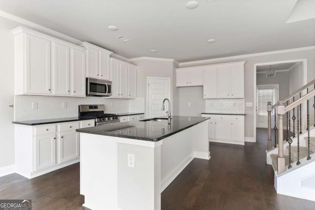 505 Paces Dr, House other with 5 bedrooms, 3 bathrooms and null parking in Lithia Springs GA | Image 9