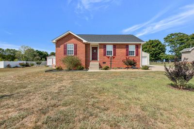 514 E Longview Dr, House other with 3 bedrooms, 2 bathrooms and 6 parking in Portland TN | Image 3