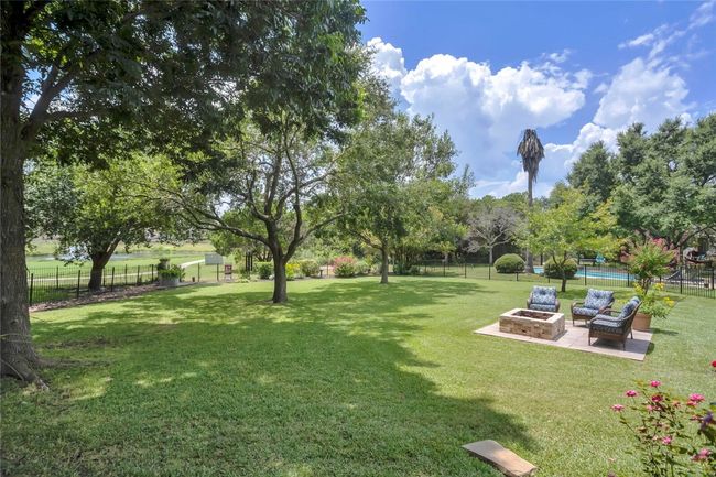 2004 Saint Andrews Dr, House other with 4 bedrooms, 3 bathrooms and 2 parking in Round Rock TX | Image 38