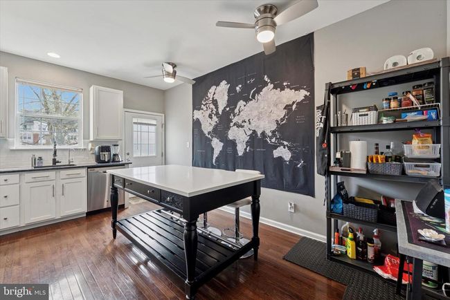 379 E Elm St, Townhouse with 3 bedrooms, 3 bathrooms and null parking in CONSHOHOCKEN PA | Image 8