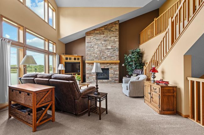 24-web-or-mls-20111-cedar-lake-trail.jpg | Image 24