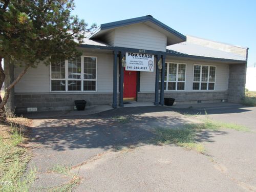 663 Jefferson Ave, Metolius, OR, 97741-2408 | Card Image