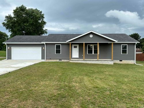 11 S 1st St, Mitchell, IN, 47446-8200 | Card Image