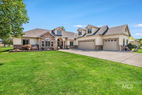 319 Clear Lake Ln, Buhl, ID, 83316-5274 | Card Image