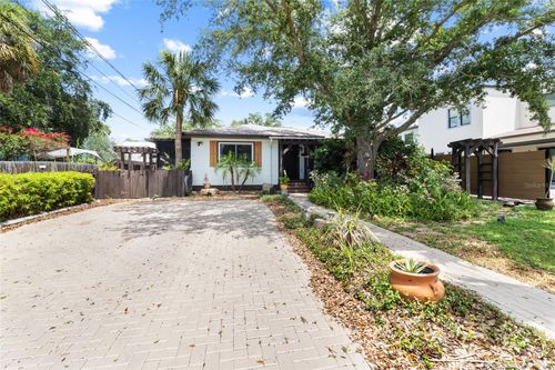 2820 53rd St S, GULFPORT, FL, 33707-5446 | Card Image
