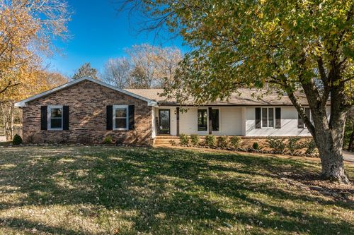 107 Pine Branch Trl, Hendersonville, TN, 37075-3920 | Card Image
