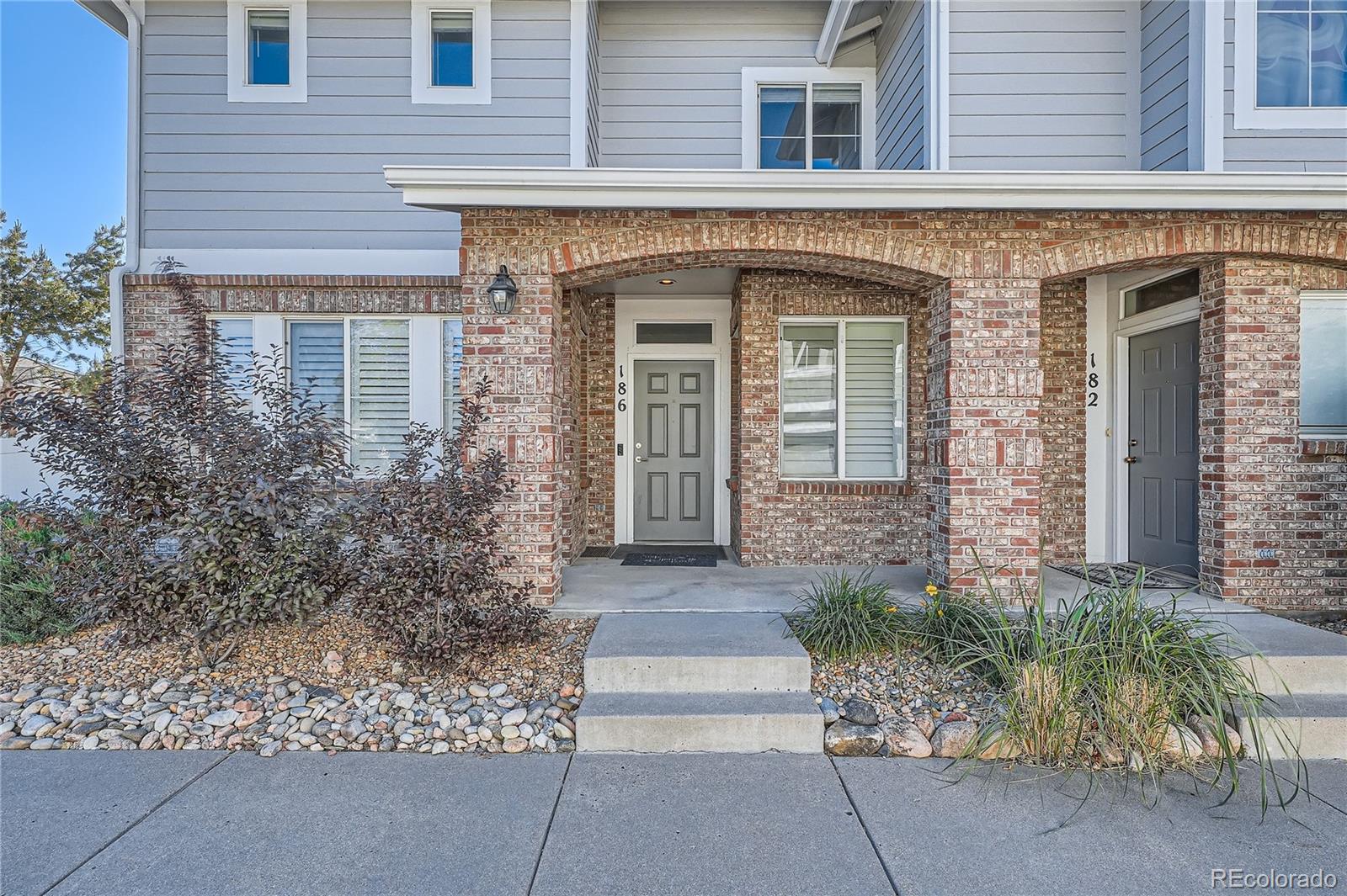 Whitehaven Cir, Highlands Ranch, CO 80129