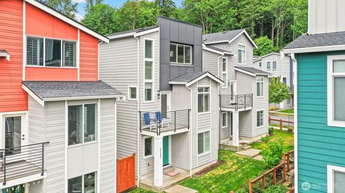 22503 70th Pl W, Mountlake Terrace, WA, 98043-2142 | Card Image