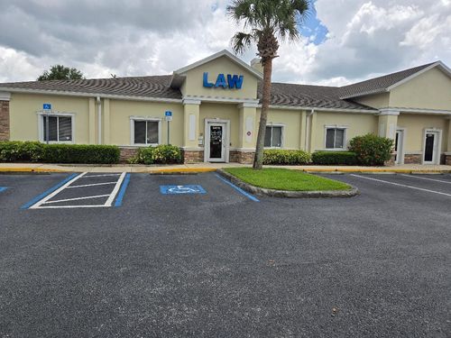5476 Lithia Pinecrest Rd, Lithia, FL, 33547-2853 | Card Image