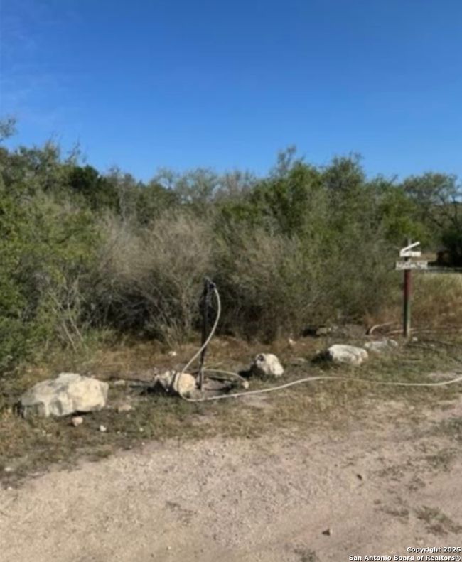 0000 Rocksprings, Home with 1 bedrooms, 1 bathrooms and null parking in Rocksprings TX | Image 17