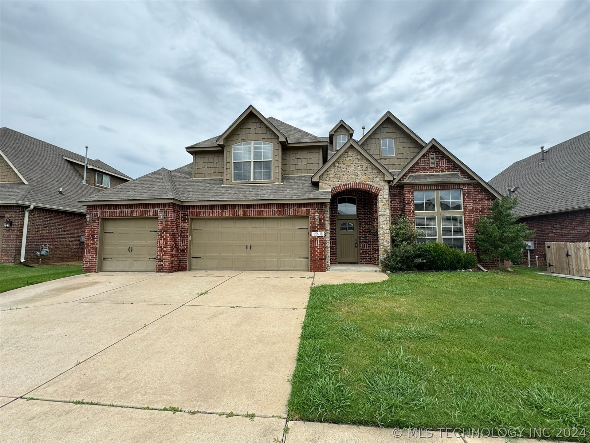 43rd St, Tulsa, OK 74134