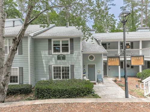 102-3960 Riverlook Pkwy Se, Marietta, GA, 30067-4517 | Card Image