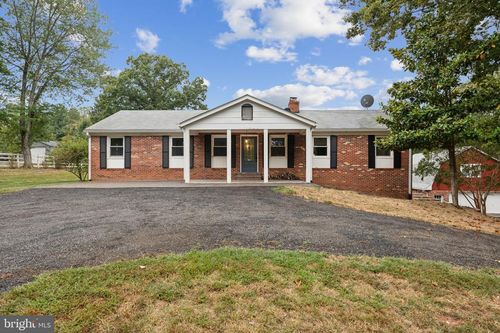 5263 Stewart Rd, SUMERDUCK, VA, 22742-1731 | Card Image