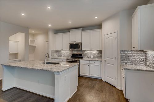 2952 Cotton Gin Dr, Round Rock, TX, 78664-2043 | Card Image