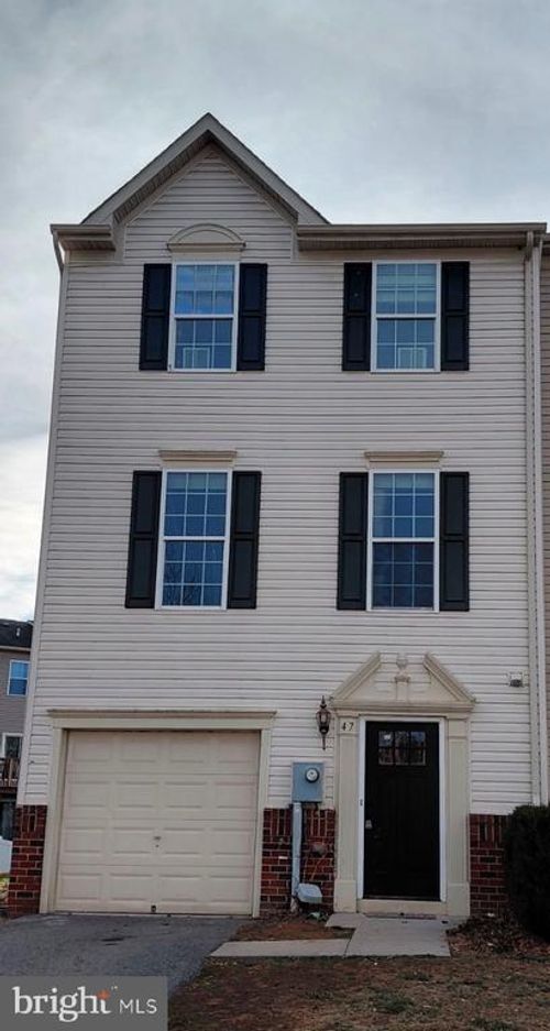 47 Creekside Ct, FALLING WATERS, WV, 25419-1100 | Card Image