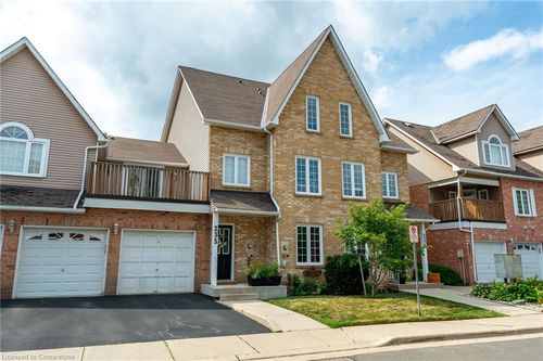 235-2075 Walkers Line, Burlington, ON, L7M4G7 | Card Image