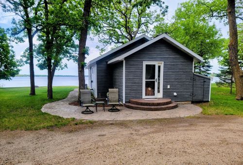 23271 Roosevelt Beach Lane, Detroit Lakes, MN, 56501 | Card Image