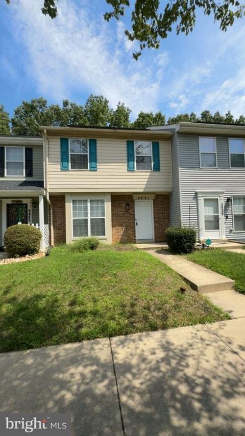 2431 W Rosecroft Village Cir, OXON HILL, MD, 20745-3654 | Card Image