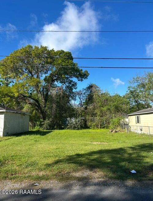 301 Saint Mary Street, New Iberia, LA, 70560 | Card Image