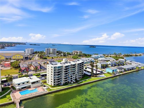 803-200 Woodette Dr, DUNEDIN, FL, 34698-1761 | Card Image