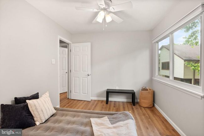 10627 Summer Oak Ct, Townhouse with 4 bedrooms, 3 bathrooms and null parking in BURKE VA | Image 42