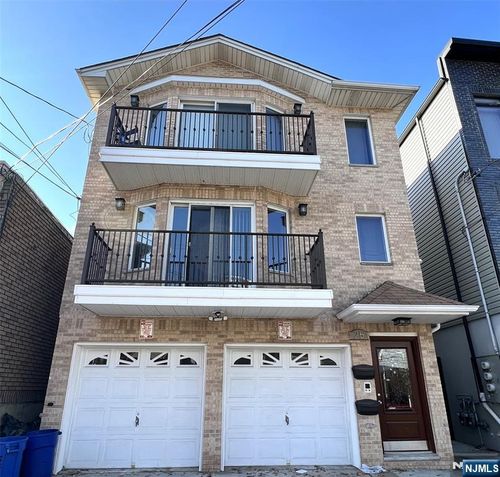 25 Wallis Avenue, Jersey City, NJ, 07306 | Card Image