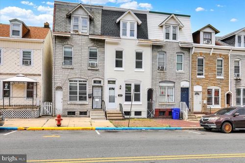 530 N 13th St, READING, PA, 19604-2721 | Card Image
